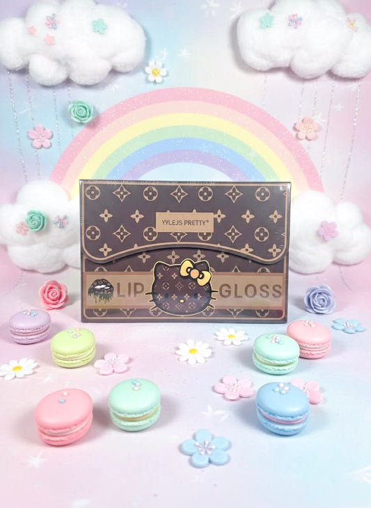 Makeup: Hello Kitty 24-piece Lip Gloss Set